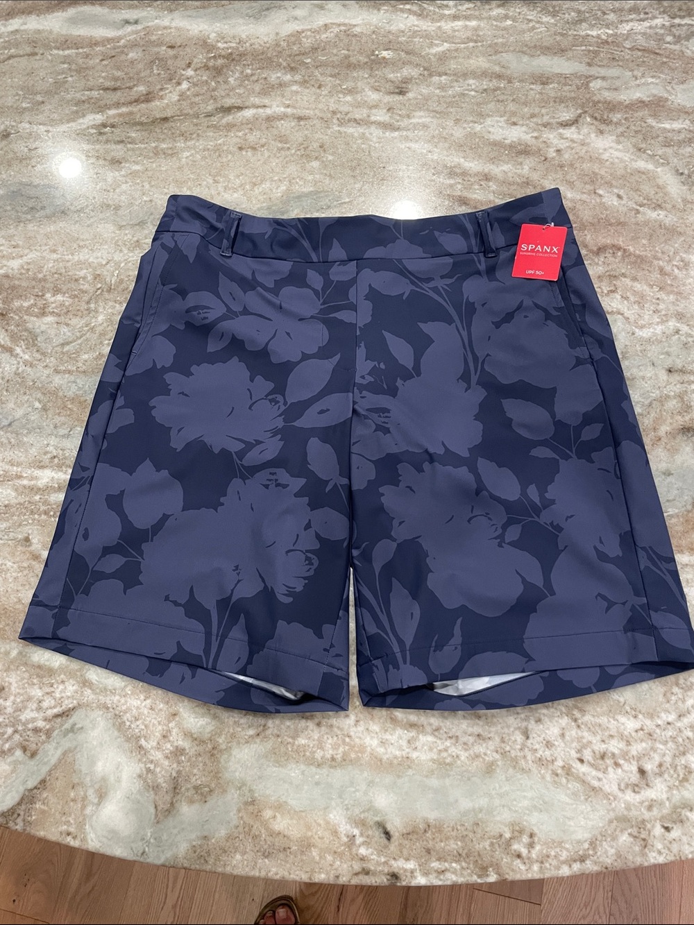 NWT SPANX sunshine short 10” Bermuda Floret